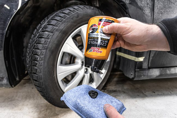 MOJE AUTO gel γυαλίσματος/προστασίας πλαστικών & ελαστικών 19-644, 250ml