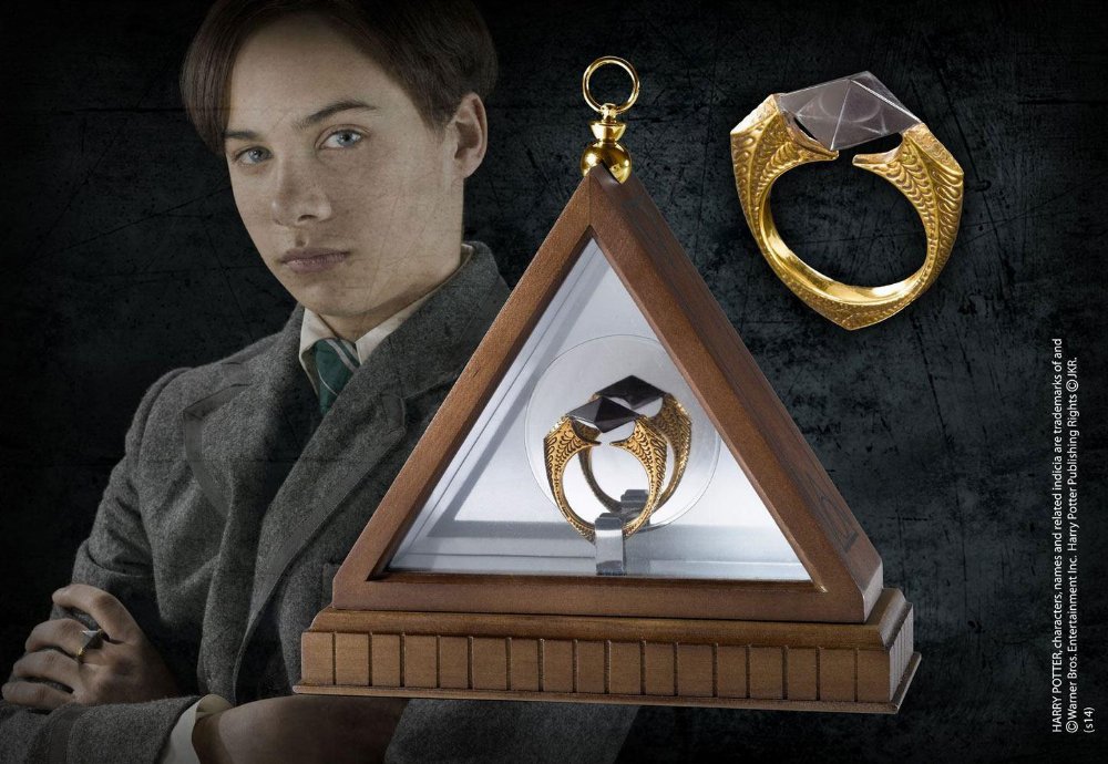 Harry Potter – Lord Voldemort’s Horcrux Ring 1/1 Ρέπλικα (Gold Plated)