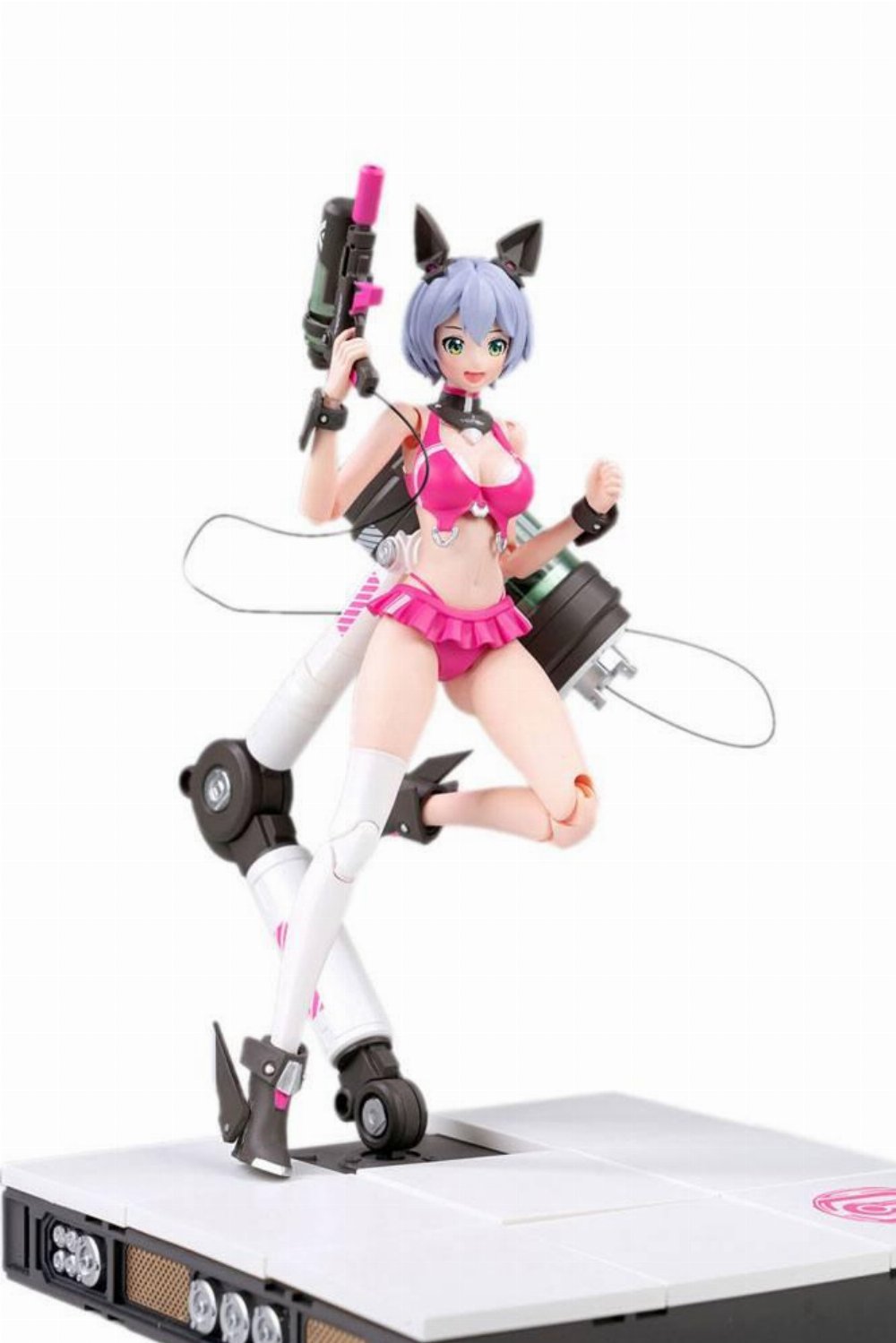 Beach Operation – Yuna Action Figure (14cm)