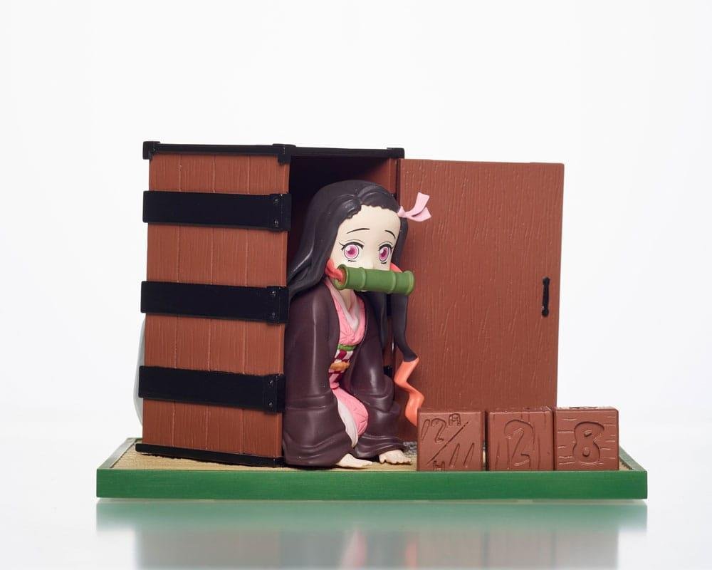 Demon Slayer: Kimetsu no Yaiba – Nezuko Kamado Perpetual Ημερολόγιο (14cm)