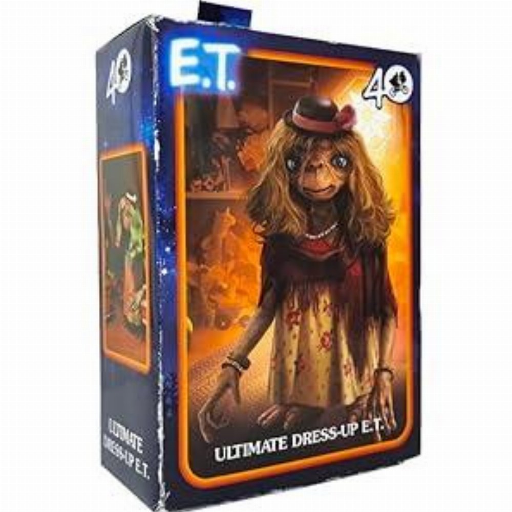 E.T. The Extra-Terrestrial – E.T. with Dress Ultimate Φιγούρα Δράσης (18cm)