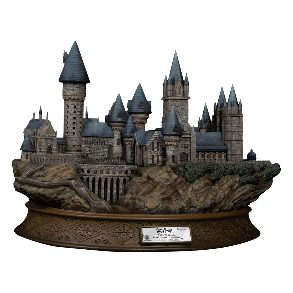 Harry Potter and the Philosopher’s: Stone Master Craft – Hogwarts School Of Witchcraft And Wizardry Αγαλματίδιο (32cm) LE3000